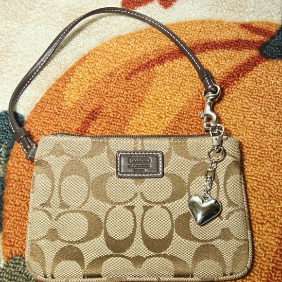 Vintage Coach Canvas Signature Wristlet - Picture 1 of 6